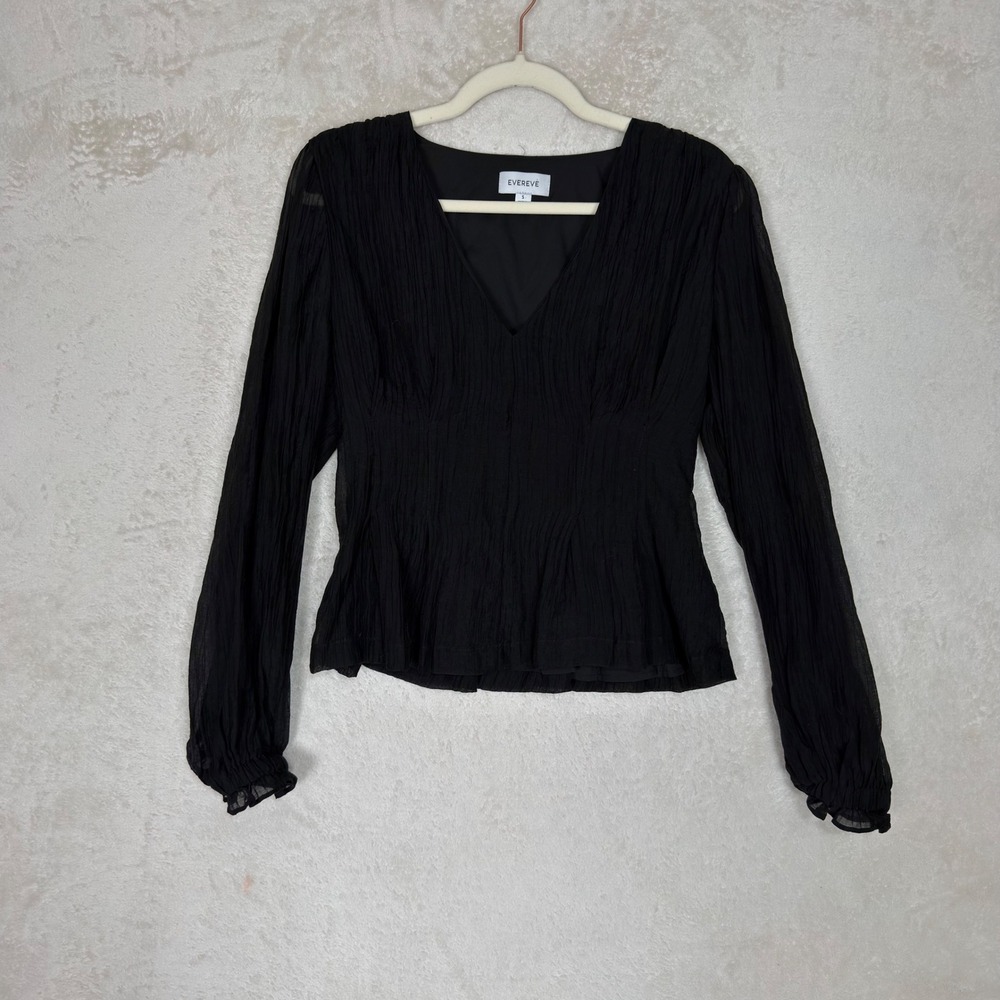 Evereve Black Crinkle V-Neck Long Sleeve Smocked Back Peplum Blouse Small Chic